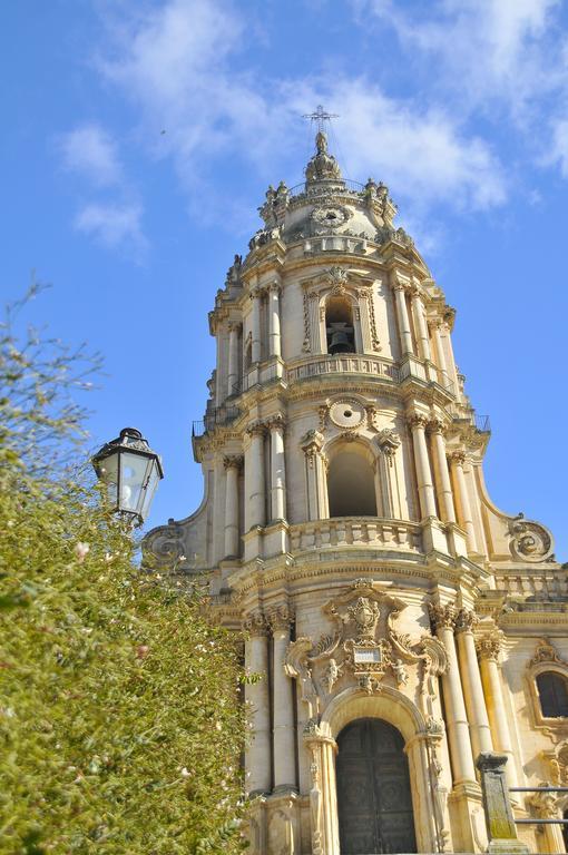 Vacanze Romantiche A Modica Exterior photo
